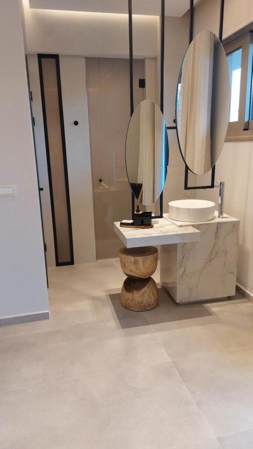 Niriides Palace Goúrnes 部屋 写真