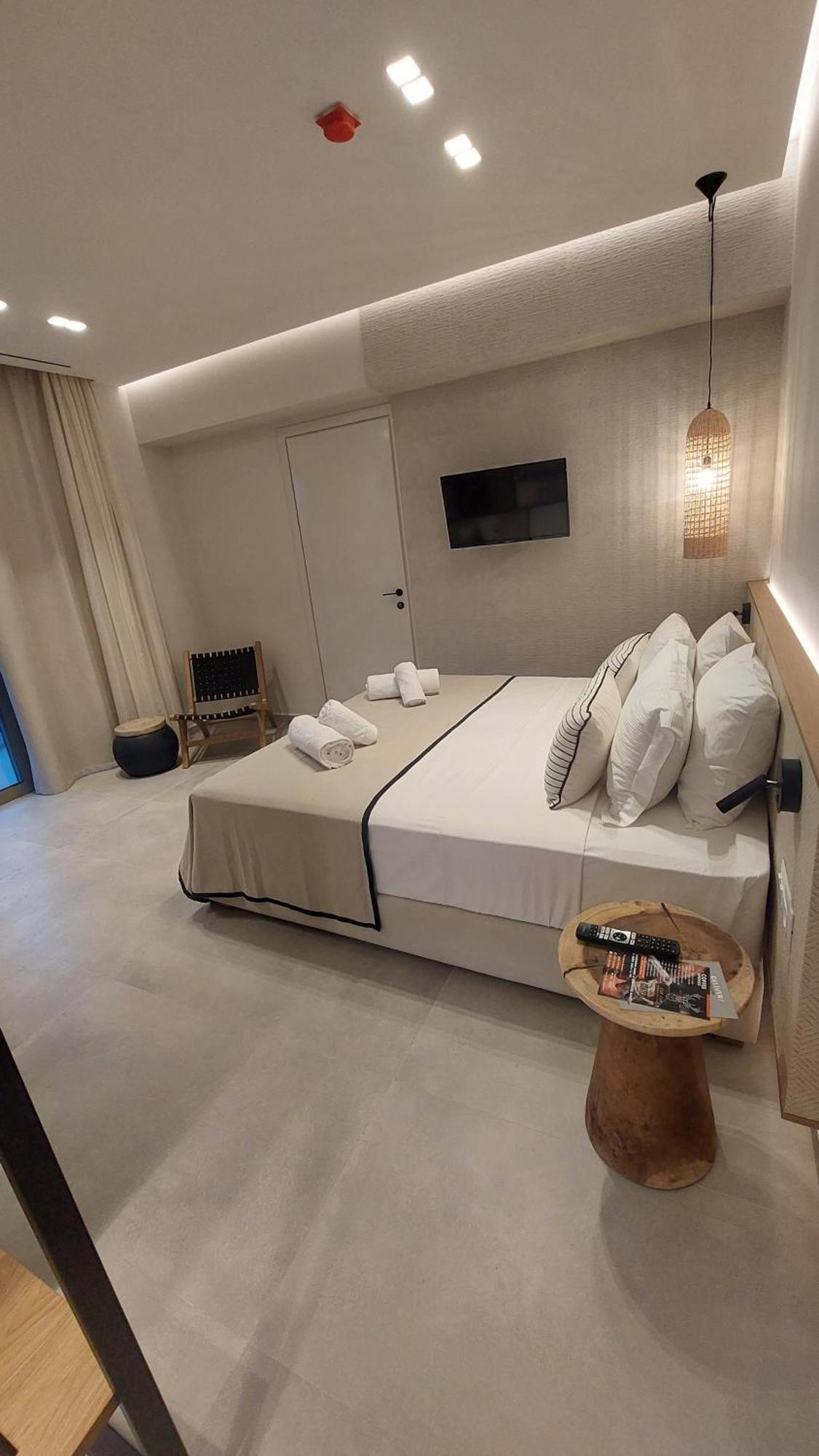 Niriides Palace Goúrnes 部屋 写真